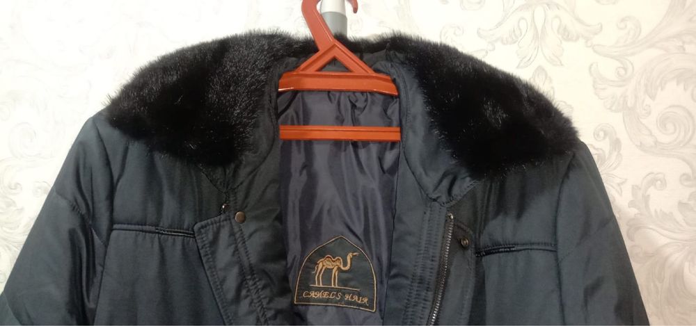 Продам зимнюю куртку