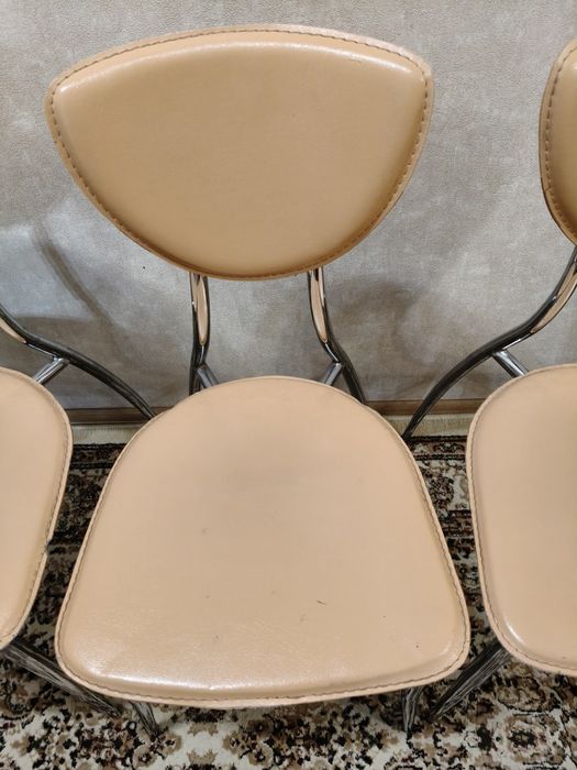 Продаю стулья   .