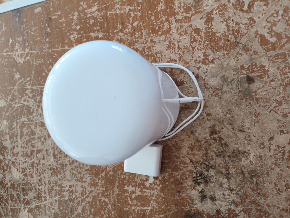 Vând lampă de noptieră Xiomi