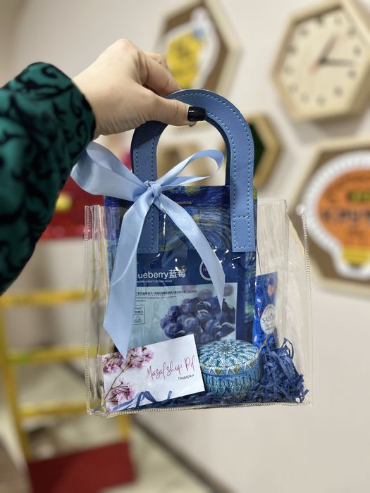 Подарочные боксы, Подарки