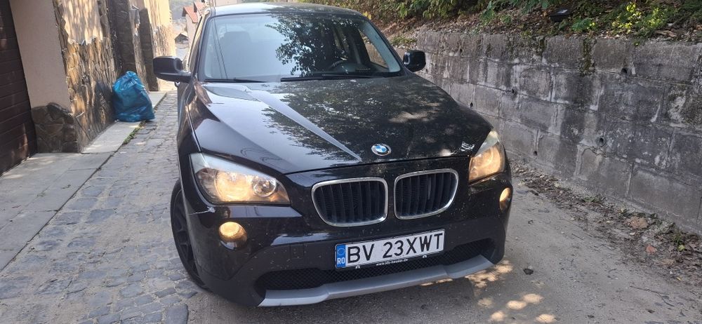 BMW X1 2011 — imagine 1