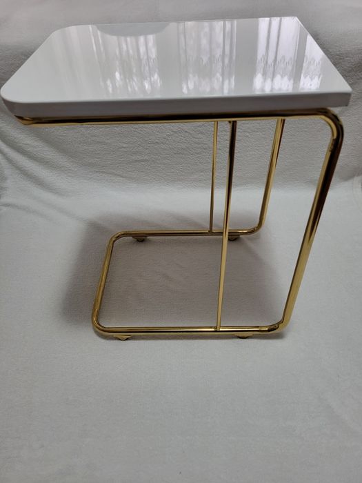 Masuta de camera ..blatul 410 cm lungime