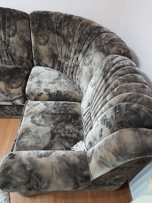 Vând colțar extensibil