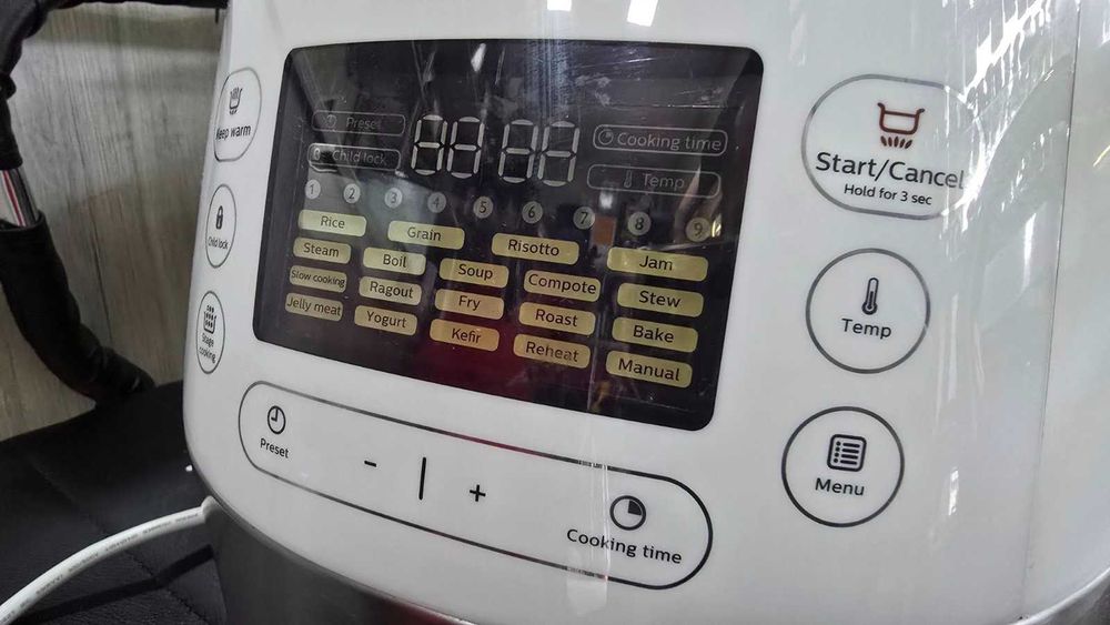 Мултикукър PHILIPS HD4731/70