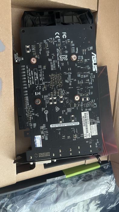 Видеокарта 1050.