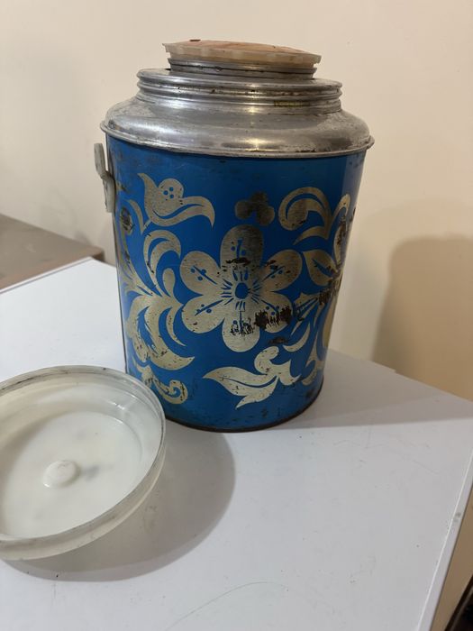 Продам термос советский
