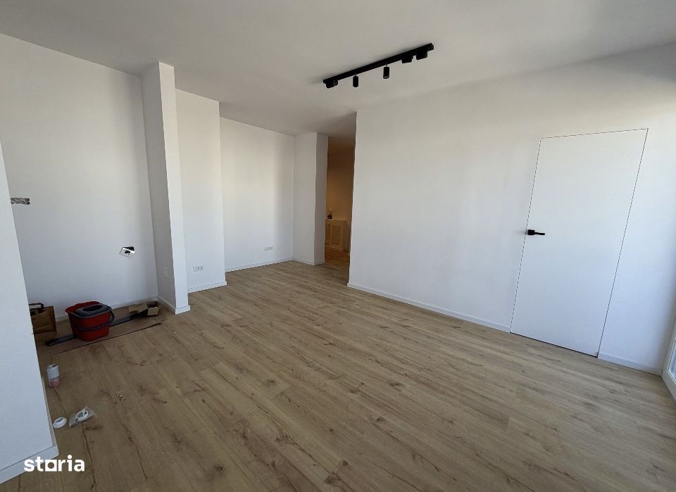 Apartament 2 camere finisat , etaj intermediar  , zona Elite Junior
