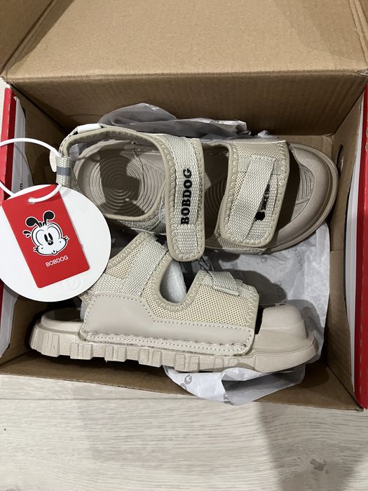 Продам детские сандали