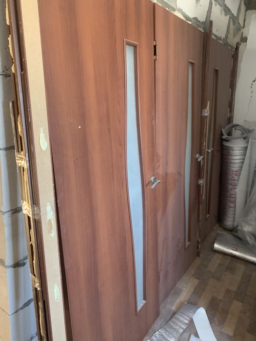 Продам межкомнатные двери