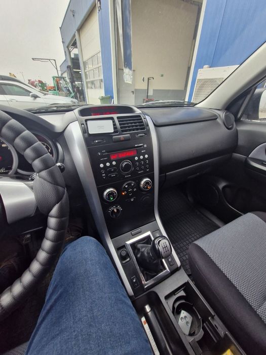 Лек автомобил Suzuki Vitara
