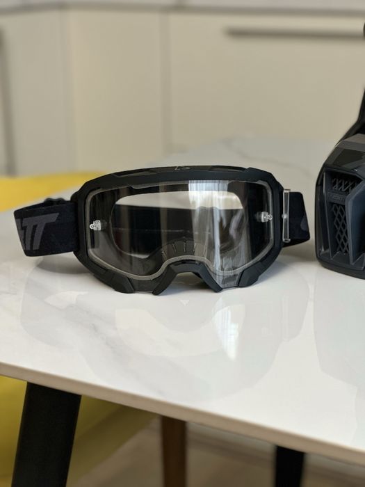 Шлем кроссовый LEATT 3,5 (размер M)