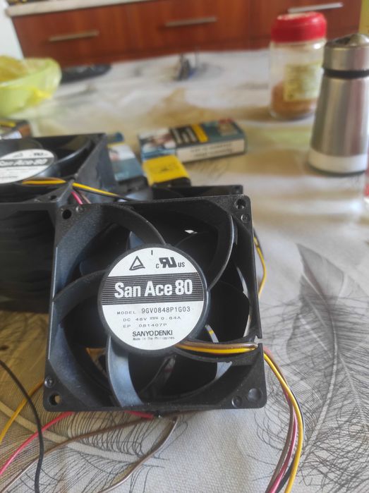 Продавам вентилатор 48В
