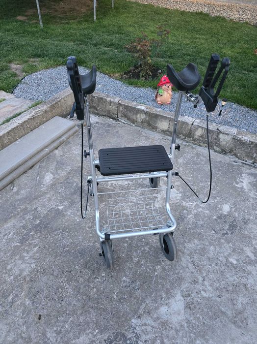 Проходилка (ролатор) 60 €