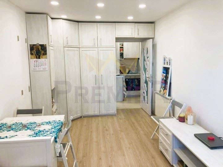 Продава се Едностаен апартамент в София, Дървеница - 47 кв.м за 2554 €/кв.м - Снимка #1