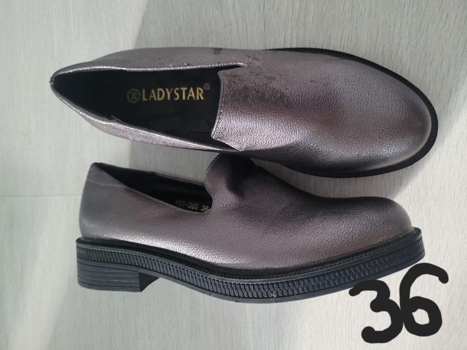 Vând ghete dama 45lei bucata