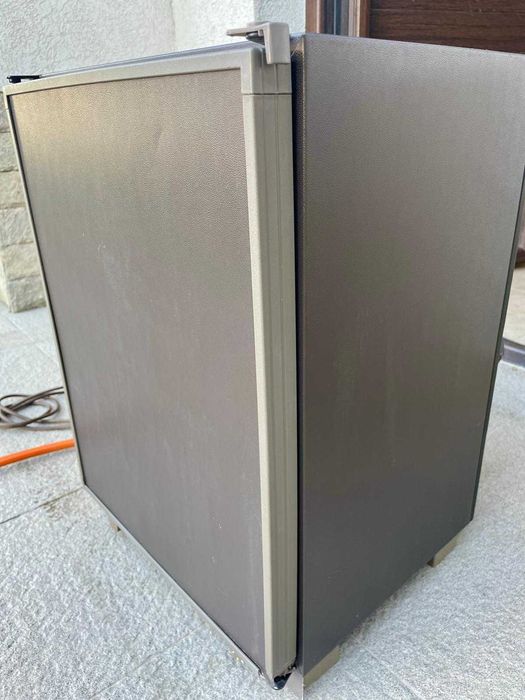 къмпинг хладилник PRIVILEG 41 L