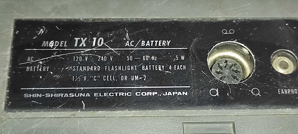 NEPROBAT ( direct din tir ) - il vand ca defect casetofon japonez SILVER TX 10 fara cablu de alime