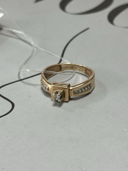Кольцо с камнями / Bari Bari Shop/ Рассрочка без процентов