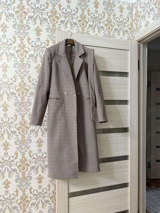 Продантся женское пальто