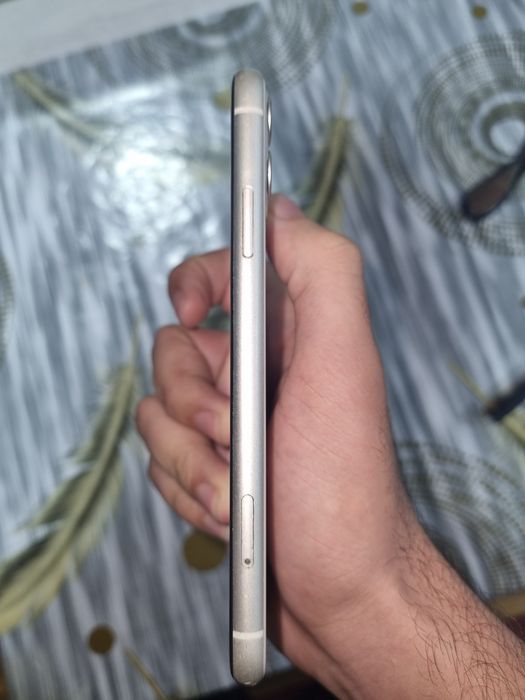 Iphone 11 (64GB LLA 74) ochilmagan