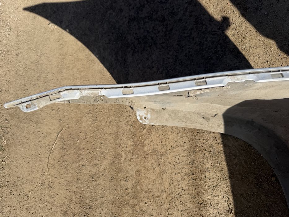 Продам бампер Тойота эстима 2008год оригинал