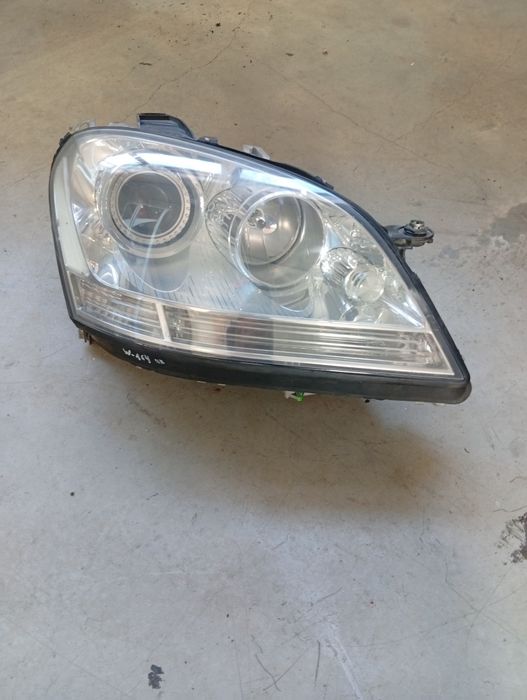 Фар десен Mercedes ML164