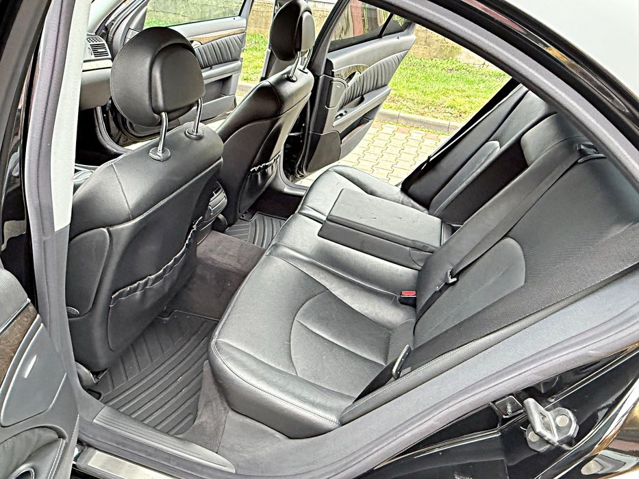 Mercedes benz E-class Elegance E220 150 CP 6+1 Viteze Unic proprietar