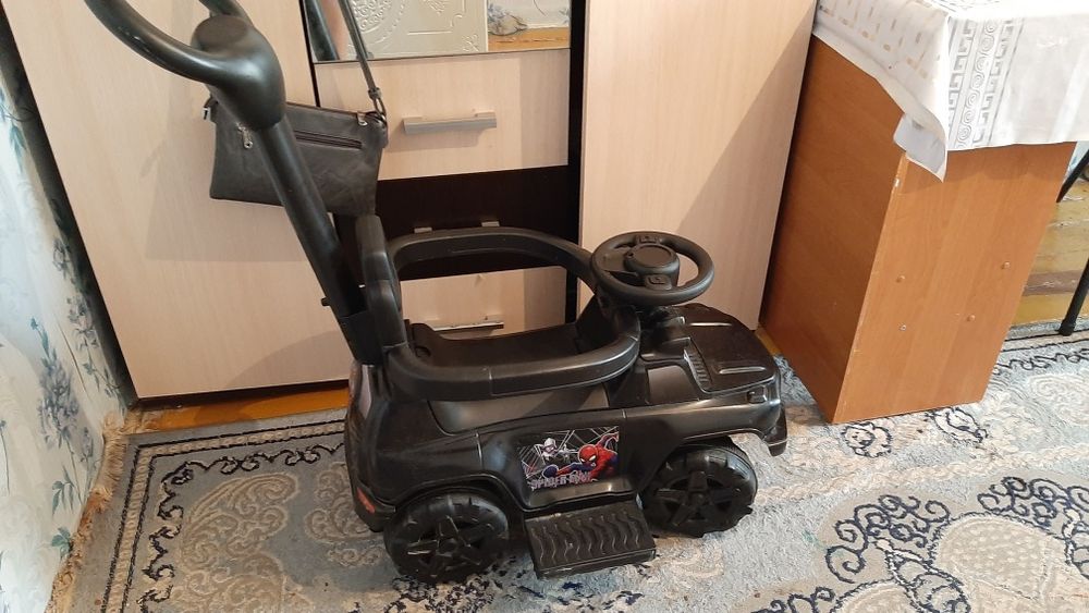 Машина прогулочная