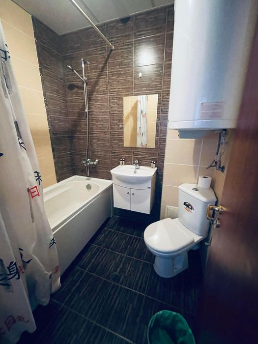 Дава се под наем Двустаен апартамент в к.к. Св.Св. Константин и Елена - 65 кв.м за 498.27 € - Снимка #5