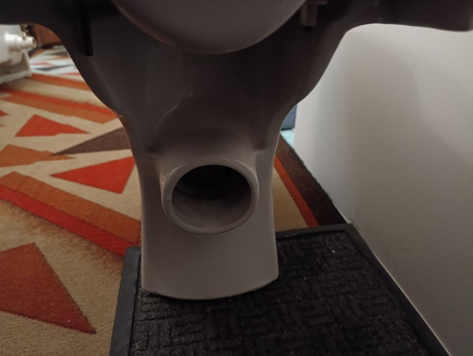 Продавам обзавеждане за баня