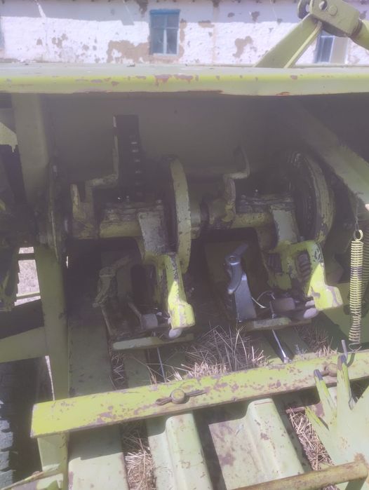 Пресс-подборщик тюковый класс