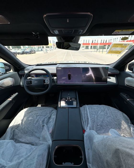 Lynk-Co 900 Hybrid 1450 km Li9 ni QOTILI.