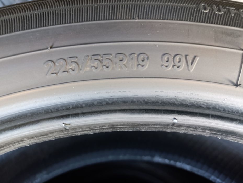 Anvelope de vara 225 55 19 Toyo dot 2022