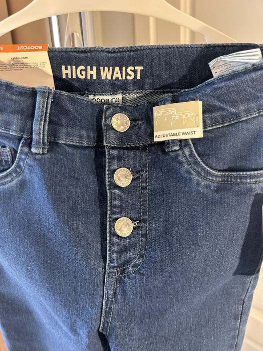 Продам новые джинсы для девочки