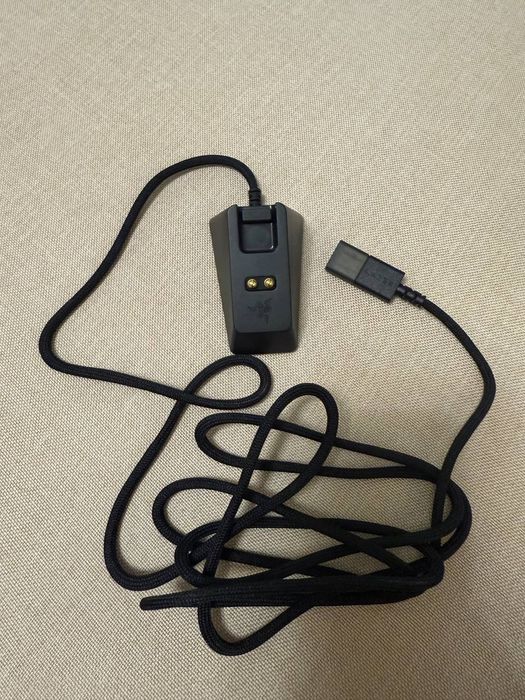 Зарядная док-станция Razer Mouse Dock Chroma