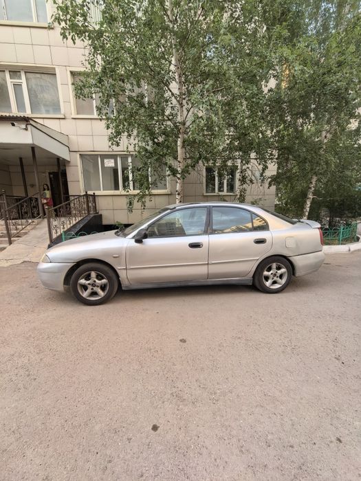Mitsubishi carisma 1.6 автомат