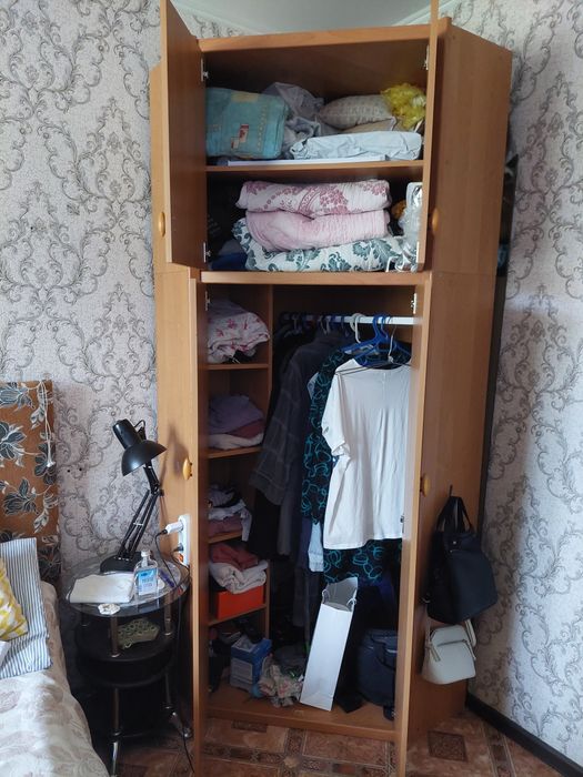Угловой шкаф б/у