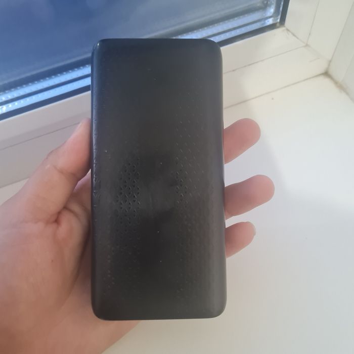 Карманный зарядка powerbank