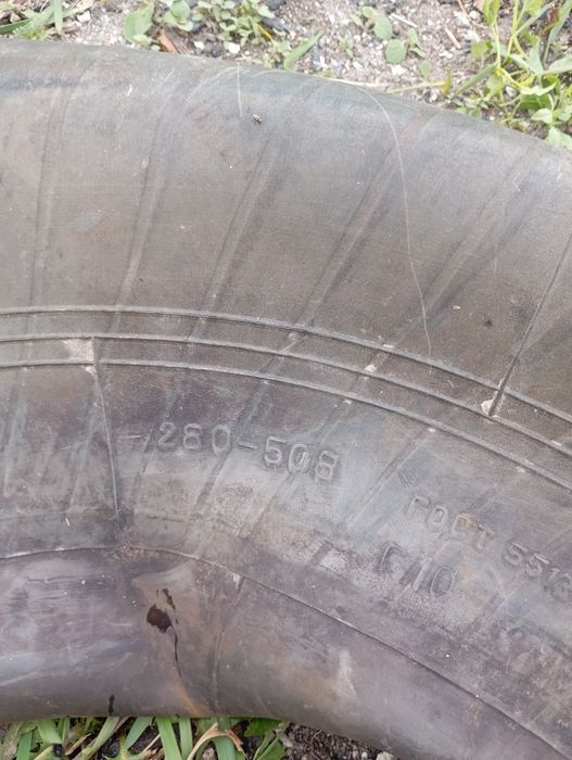Продам камеру флиппер в подарок.