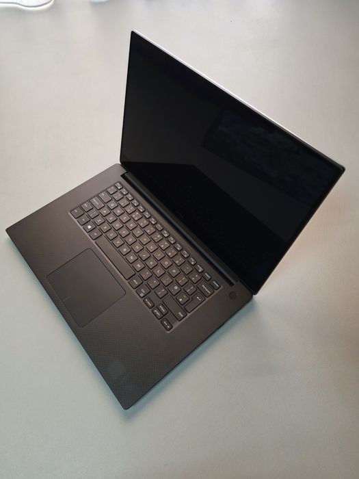 Dell XPS 15 9570 4k touch. Se vinde pt piese