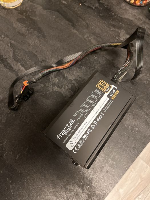 Компютър на части или цял