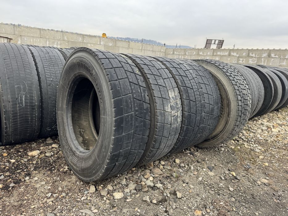 Anvelope 315/70/22.5 Michelin, Bridgestone