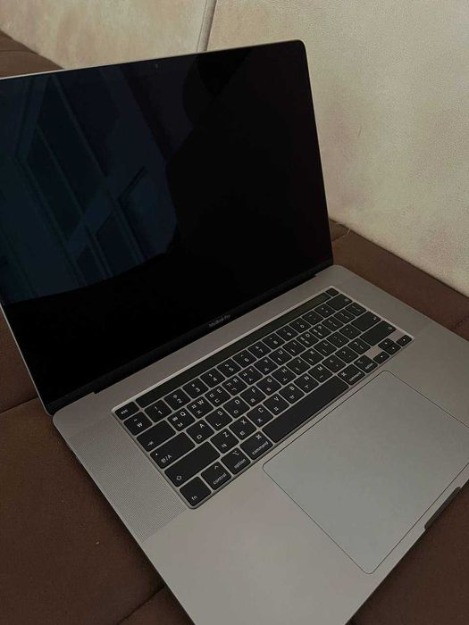 srochna macbook pro 2020 16 dyum