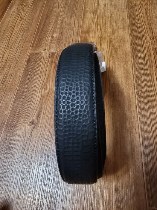 Ремень мужской  продам.