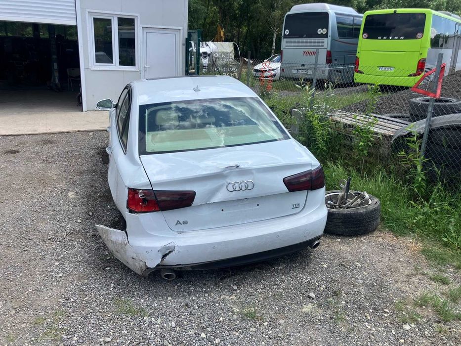 Спешно! Audi A6 C7 (2014) 3.0 TDI Quattro ZF8HP - Цяла за части