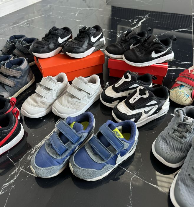 Маркови обувки номер 23,5