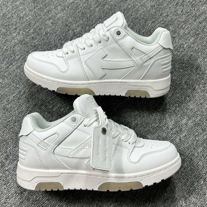 #DOAR 379,99# OFF-White Out Of Office Triple White Editie Limitata