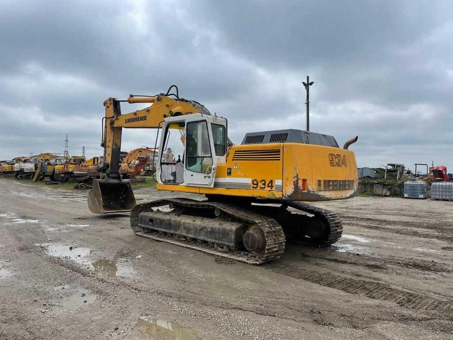 Dezmembrez  Liebherr 934 Litronic-piese de schimb Liebherr