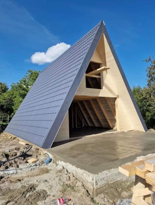 Executăm cabane la comandă tip A frem