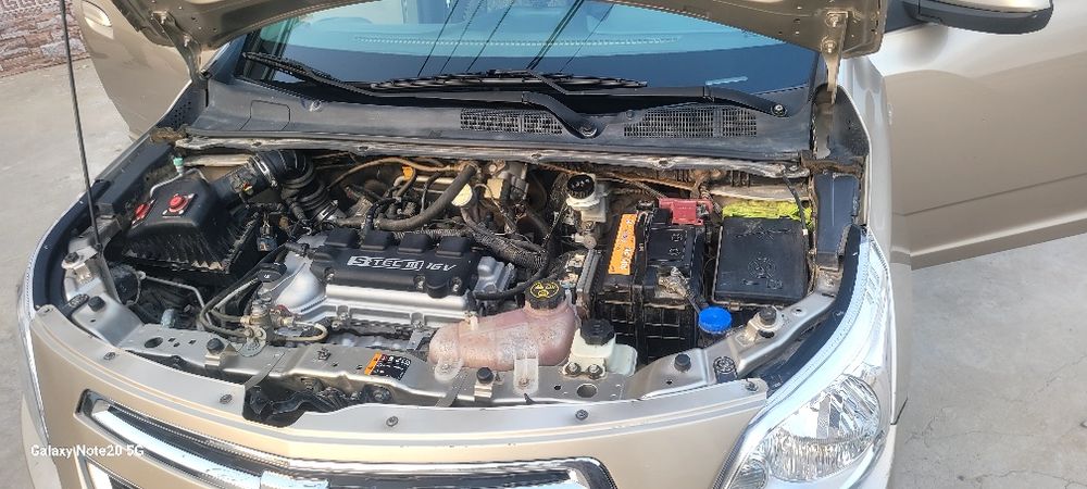 Chevrolet cobalt 2013